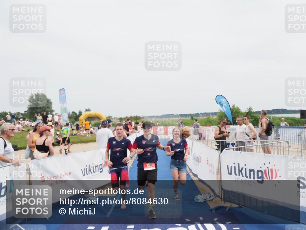 22.06.2025 - Viking Triathlon MichiJ http://msf.ph/oto/8084630 22.06.2025 14:43:04 Ziel 631 meine-sportfotos.de