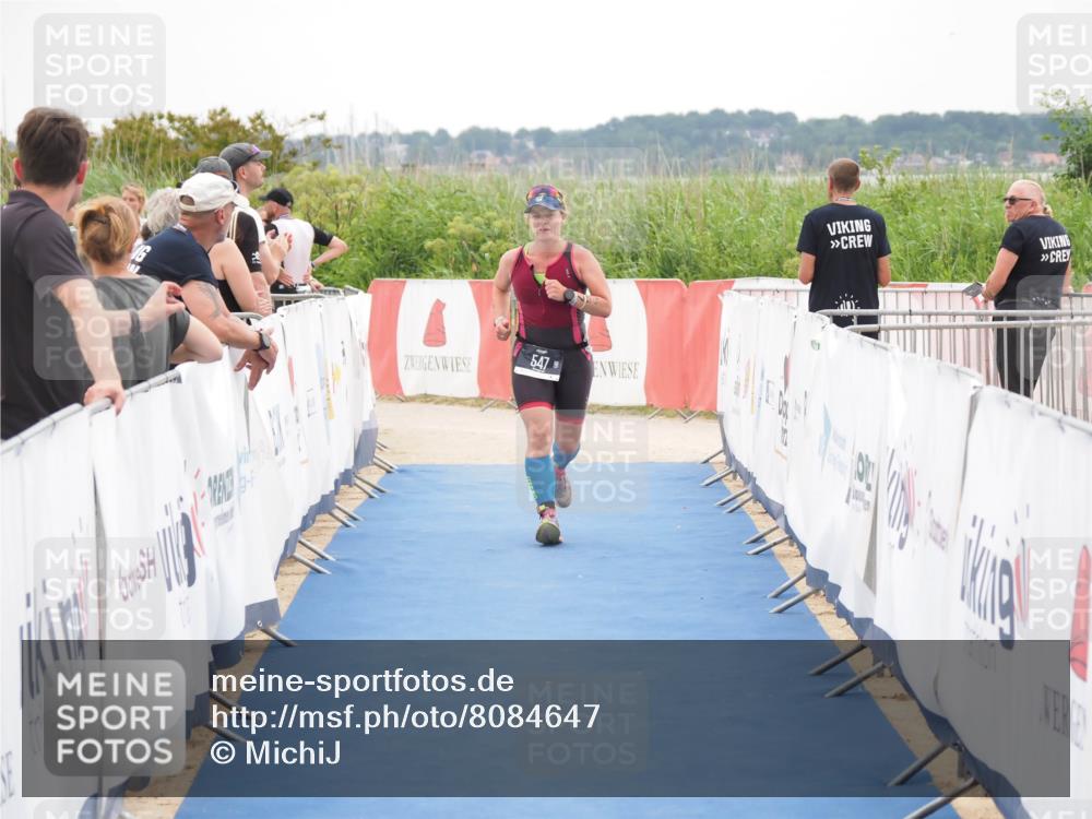 22.06.2025 - Viking Triathlon MichiJ http://msf.ph/oto/8084647 22.06.2025 16:11:45 Ziel 547 meine-sportfotos.de