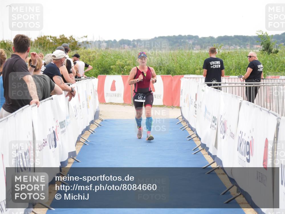 22.06.2025 - Viking Triathlon MichiJ http://msf.ph/oto/8084660 22.06.2025 16:11:45 Ziel 547 meine-sportfotos.de