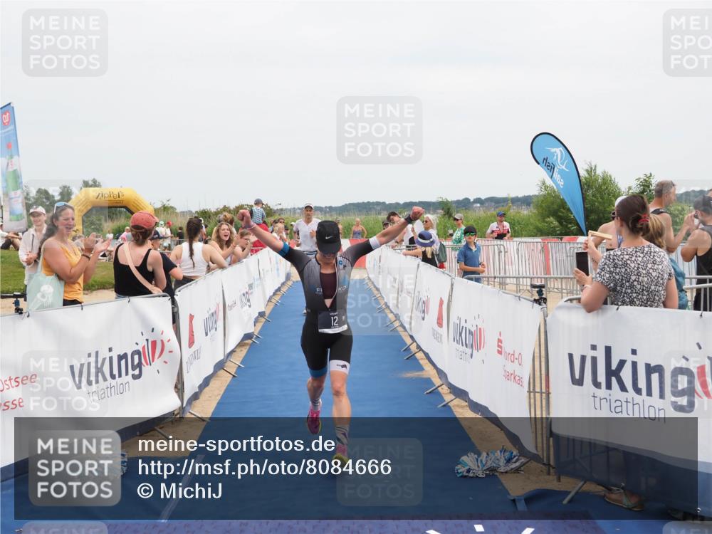 22.06.2025 - Viking Triathlon MichiJ http://msf.ph/oto/8084666 22.06.2025 14:51:18 Ziel 12, 555 meine-sportfotos.de