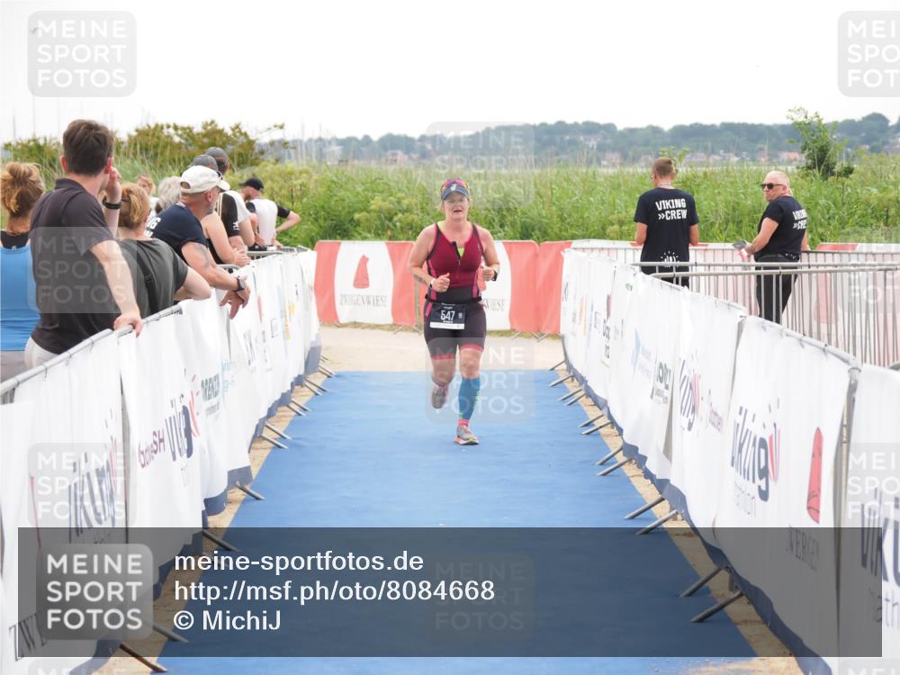 22.06.2025 - Viking Triathlon MichiJ http://msf.ph/oto/8084668 22.06.2025 16:11:46 Ziel 547 meine-sportfotos.de