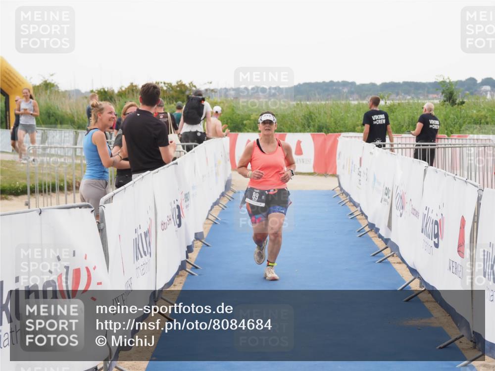 22.06.2025 - Viking Triathlon MichiJ http://msf.ph/oto/8084684 22.06.2025 16:20:15 Ziel 89 meine-sportfotos.de