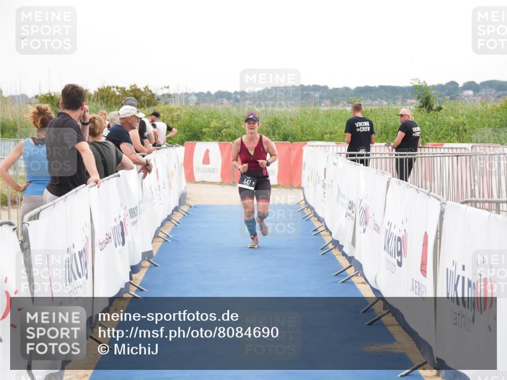 22.06.2025 - Viking Triathlon MichiJ http://msf.ph/oto/8084690 22.06.2025 16:11:46 Ziel 547 meine-sportfotos.de