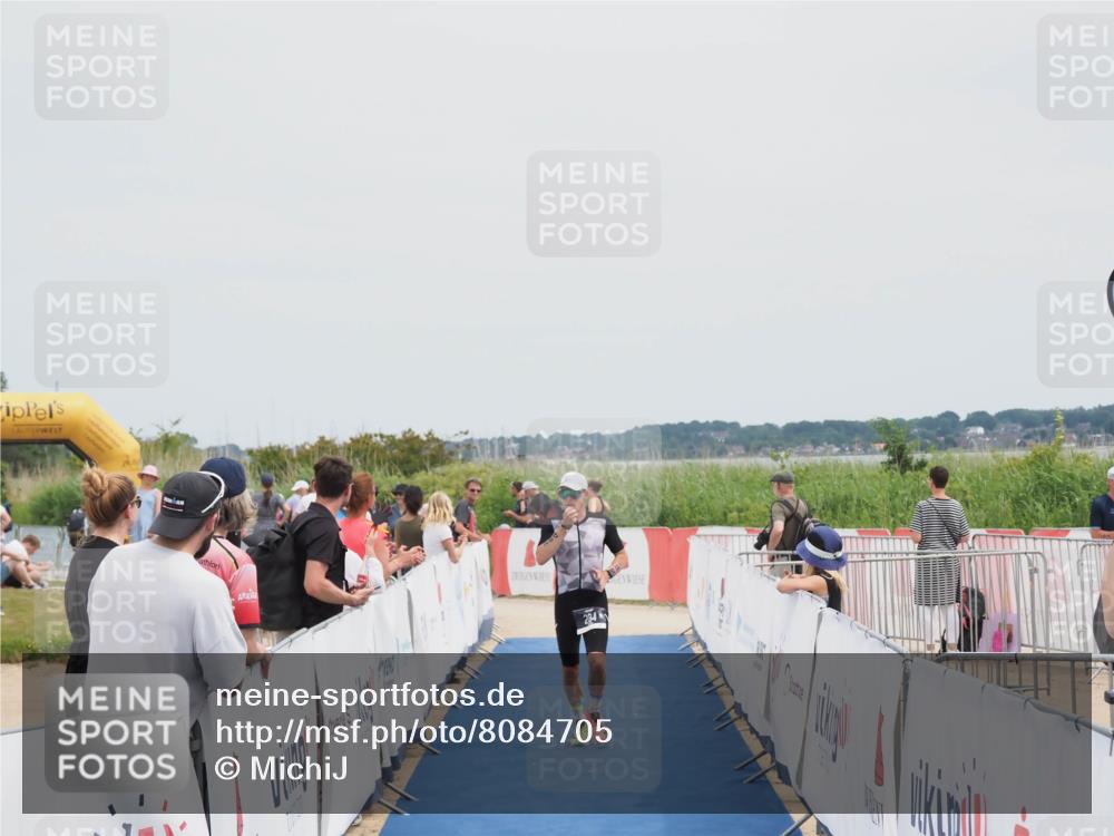 22.06.2025 - Viking Triathlon MichiJ http://msf.ph/oto/8084705 22.06.2025 14:43:18 Ziel 284 meine-sportfotos.de