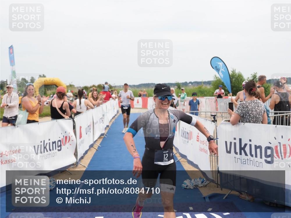 22.06.2025 - Viking Triathlon MichiJ http://msf.ph/oto/8084710 22.06.2025 14:51:18 Ziel 12, 555 meine-sportfotos.de