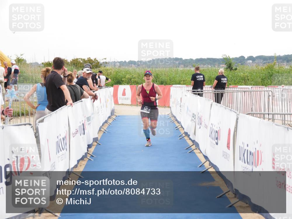 22.06.2025 - Viking Triathlon MichiJ http://msf.ph/oto/8084733 22.06.2025 16:11:47 Ziel 547 meine-sportfotos.de
