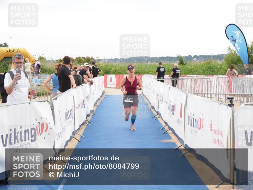 22.06.2025 - Viking Triathlon MichiJ http://msf.ph/oto/8084799 22.06.2025 16:11:48 Ziel 547 meine-sportfotos.de