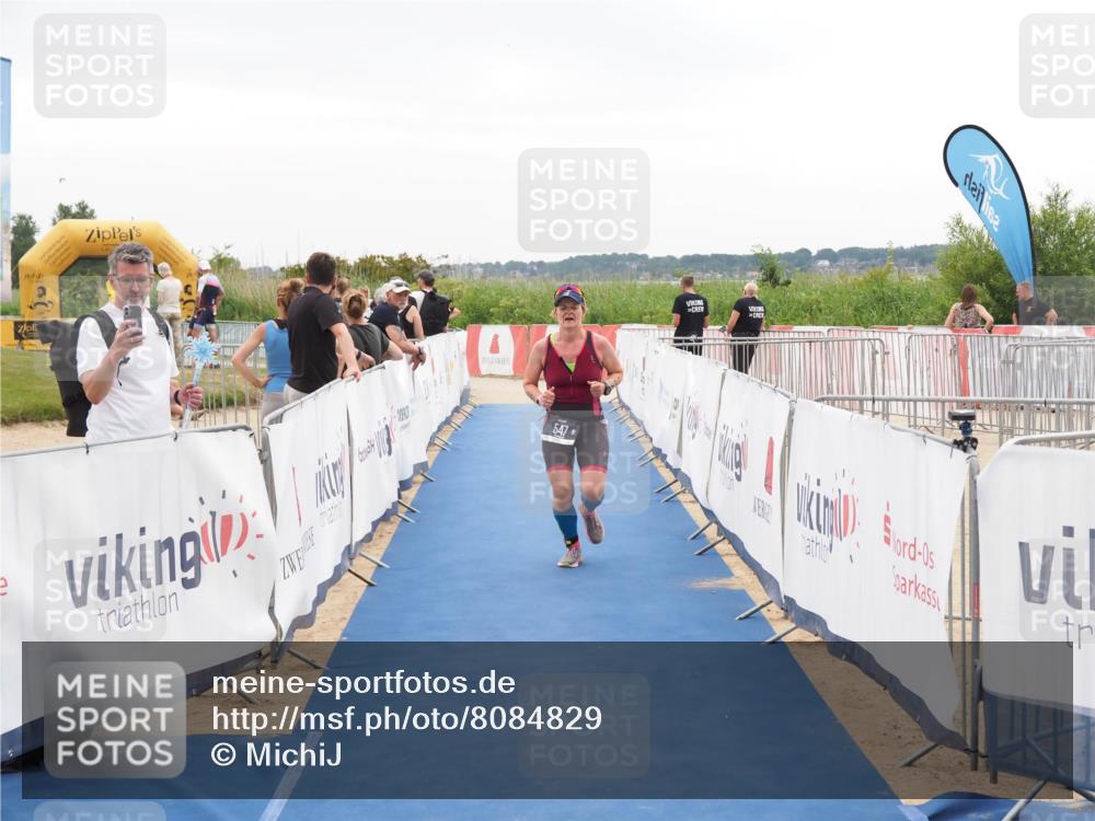 22.06.2025 - Viking Triathlon MichiJ http://msf.ph/oto/8084829 22.06.2025 16:11:48 Ziel 547 meine-sportfotos.de