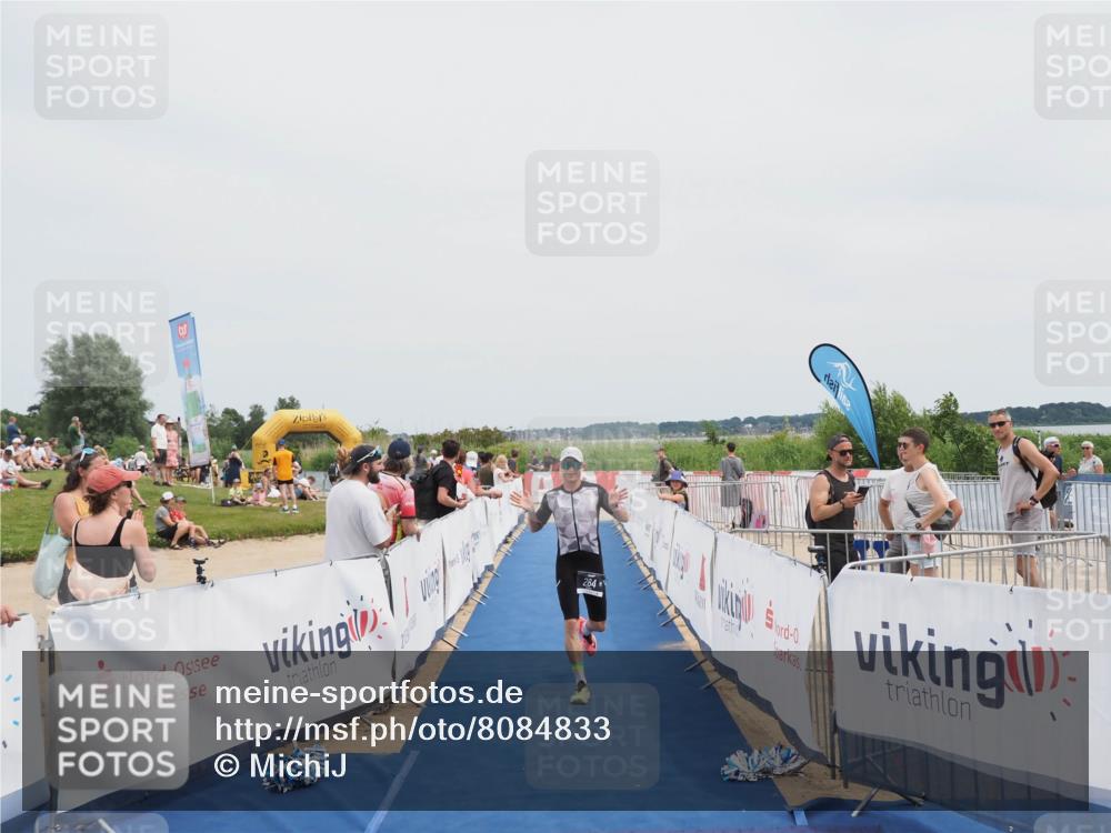 22.06.2025 - Viking Triathlon MichiJ http://msf.ph/oto/8084833 22.06.2025 14:43:20 Ziel 284 meine-sportfotos.de