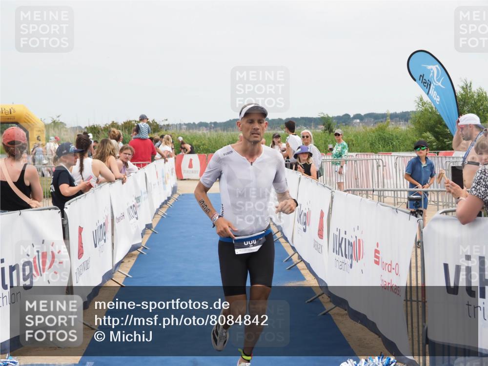 22.06.2025 - Viking Triathlon MichiJ http://msf.ph/oto/8084842 22.06.2025 14:51:21 Ziel 12, 555 meine-sportfotos.de
