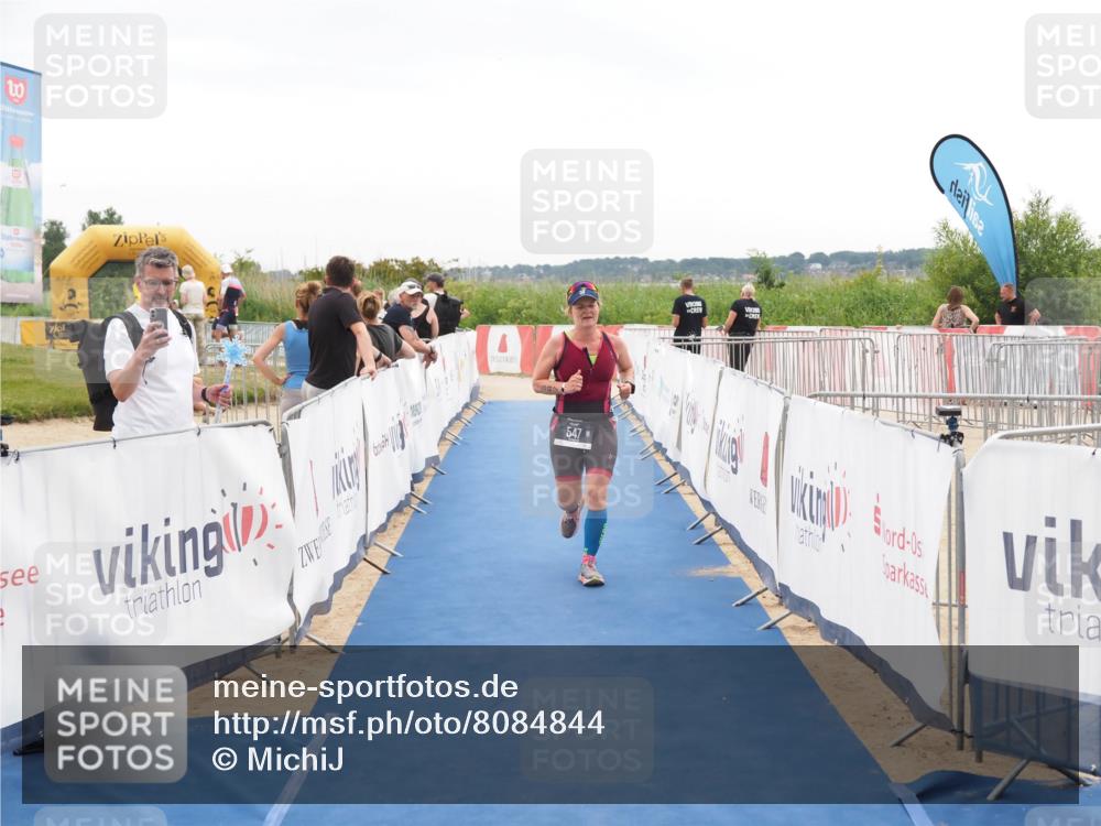22.06.2025 - Viking Triathlon MichiJ http://msf.ph/oto/8084844 22.06.2025 16:11:48 Ziel 547 meine-sportfotos.de