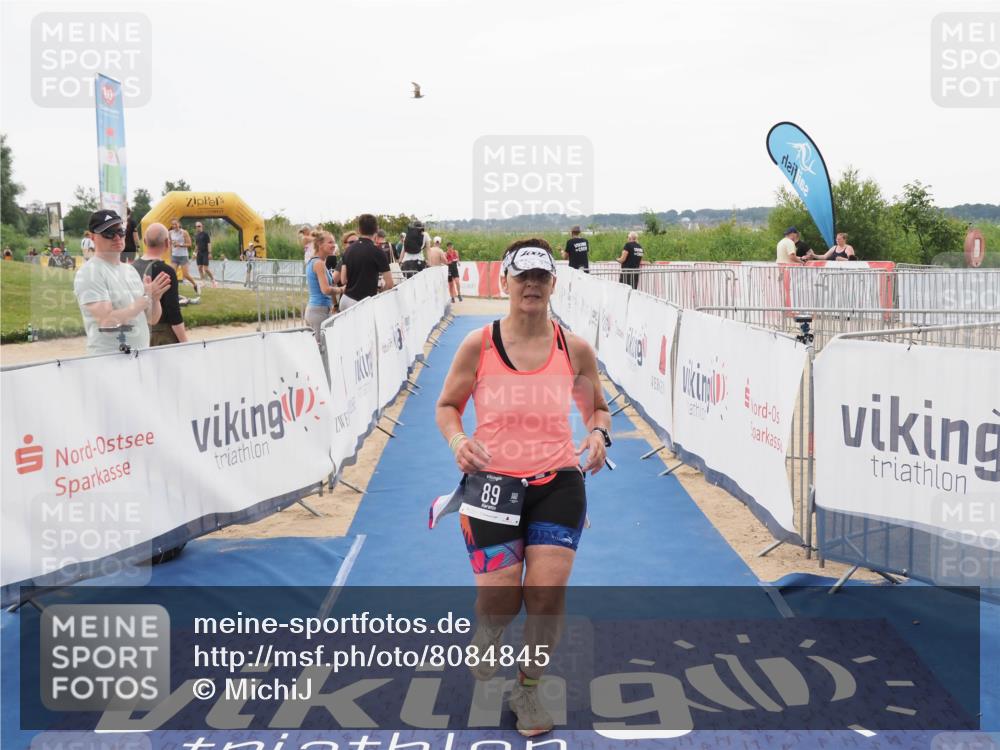 22.06.2025 - Viking Triathlon MichiJ http://msf.ph/oto/8084845 22.06.2025 16:20:18 Ziel 89 meine-sportfotos.de