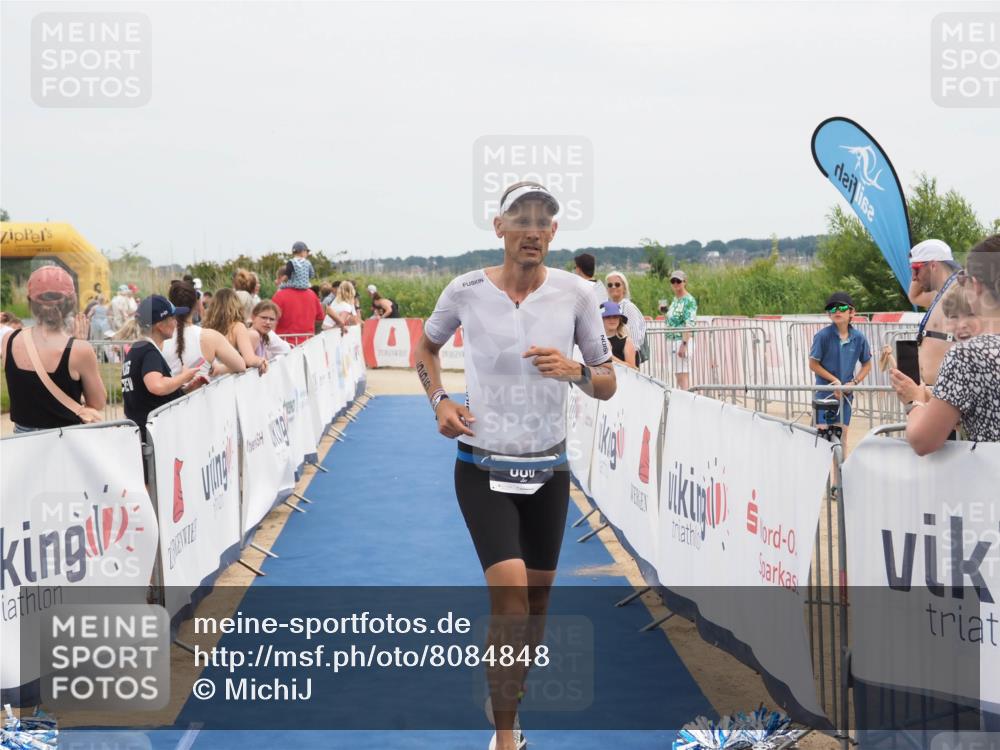 22.06.2025 - Viking Triathlon MichiJ http://msf.ph/oto/8084848 22.06.2025 14:51:21 Ziel 12, 555 meine-sportfotos.de