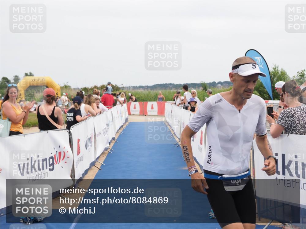 22.06.2025 - Viking Triathlon MichiJ http://msf.ph/oto/8084869 22.06.2025 14:51:22 Ziel 12, 555 meine-sportfotos.de