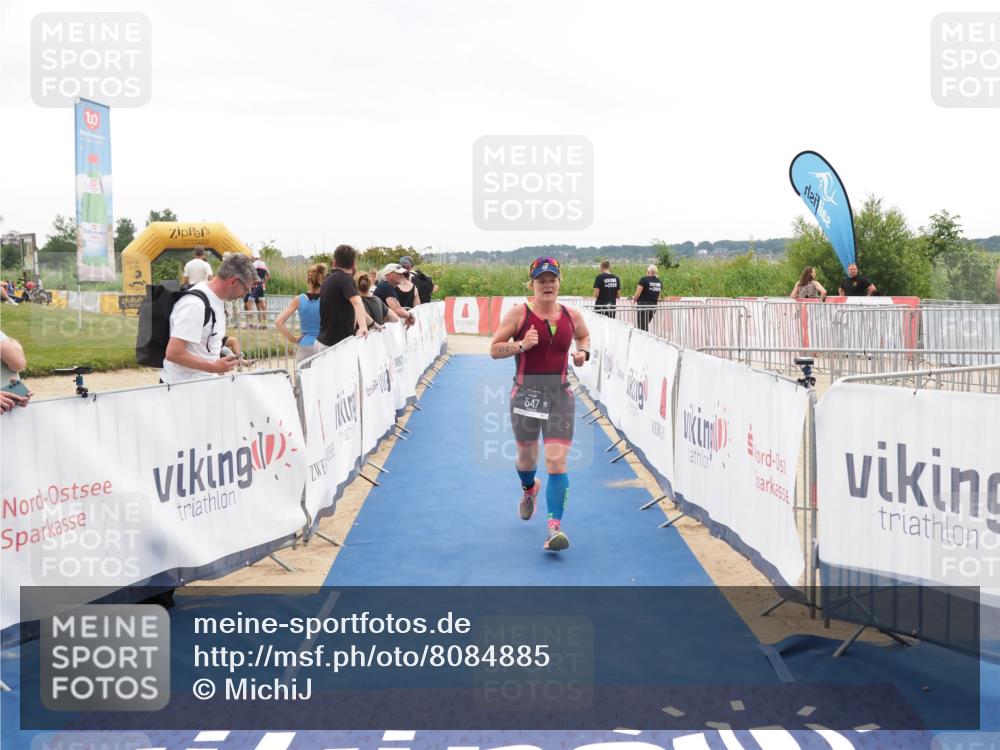 22.06.2025 - Viking Triathlon MichiJ http://msf.ph/oto/8084885 22.06.2025 16:11:49 Ziel 547 meine-sportfotos.de