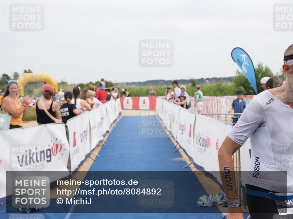 22.06.2025 - Viking Triathlon MichiJ http://msf.ph/oto/8084892 22.06.2025 14:51:22 Ziel 12, 555 meine-sportfotos.de