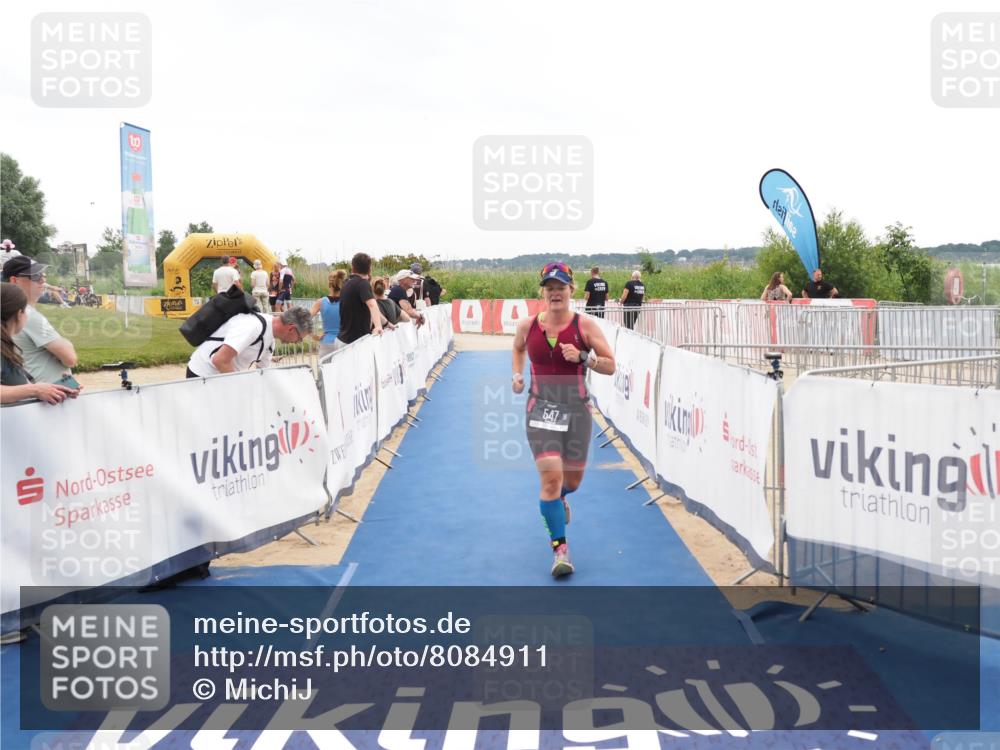 22.06.2025 - Viking Triathlon MichiJ http://msf.ph/oto/8084911 22.06.2025 16:11:49 Ziel 547 meine-sportfotos.de
