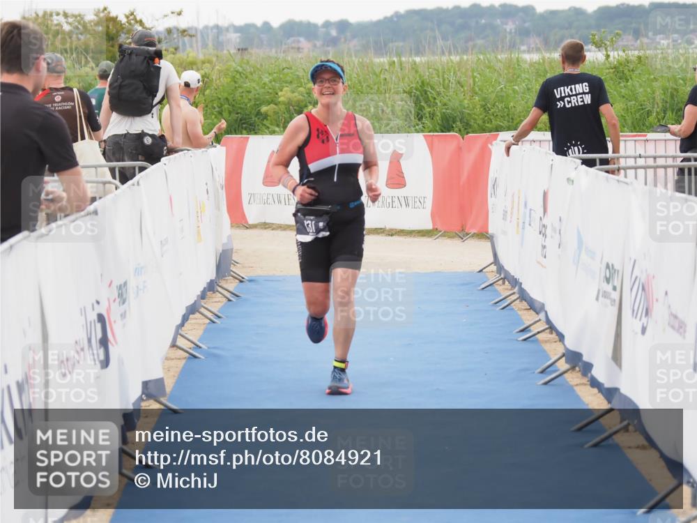 22.06.2025 - Viking Triathlon MichiJ http://msf.ph/oto/8084921 22.06.2025 16:20:23 Ziel 131 meine-sportfotos.de