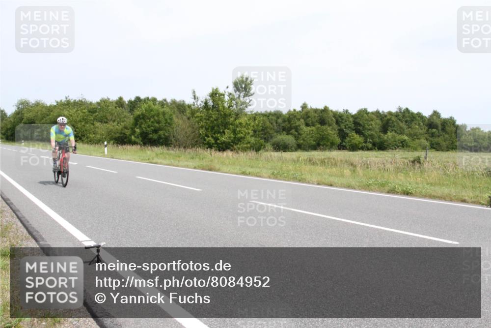 22.06.2025 - Viking Triathlon Yannick Fuchs http://msf.ph/oto/8084952 22.06.2025 13:04:54 Radfahren 450, 473, 623 meine-sportfotos.de