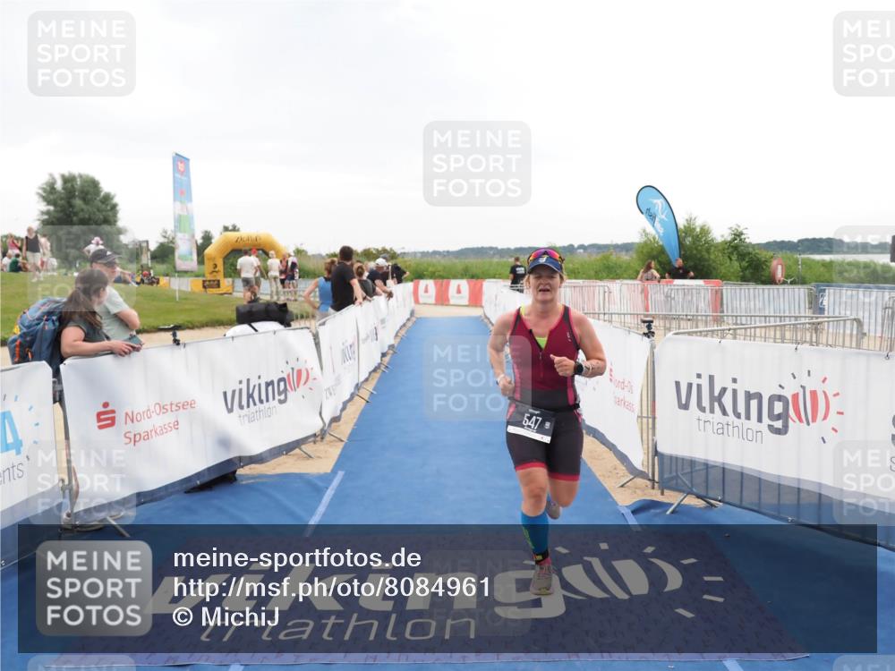 22.06.2025 - Viking Triathlon MichiJ http://msf.ph/oto/8084961 22.06.2025 16:11:50 Ziel 547 meine-sportfotos.de