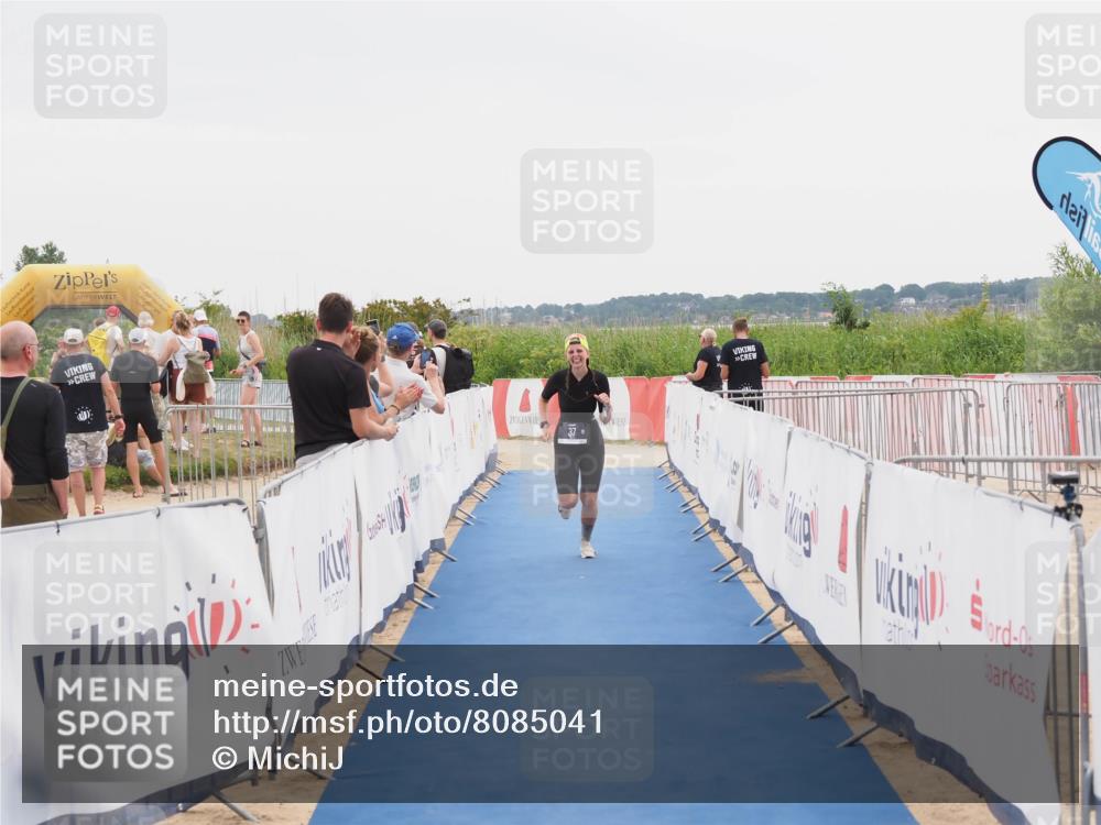 22.06.2025 - Viking Triathlon MichiJ http://msf.ph/oto/8085041 22.06.2025 16:13:13 Ziel 37 meine-sportfotos.de