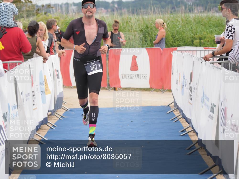 22.06.2025 - Viking Triathlon MichiJ http://msf.ph/oto/8085057 22.06.2025 14:51:36 Ziel 367 meine-sportfotos.de