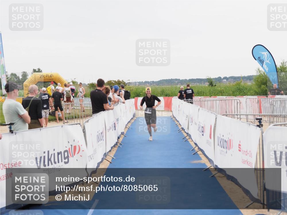 22.06.2025 - Viking Triathlon MichiJ http://msf.ph/oto/8085065 22.06.2025 16:13:14 Ziel 37 meine-sportfotos.de