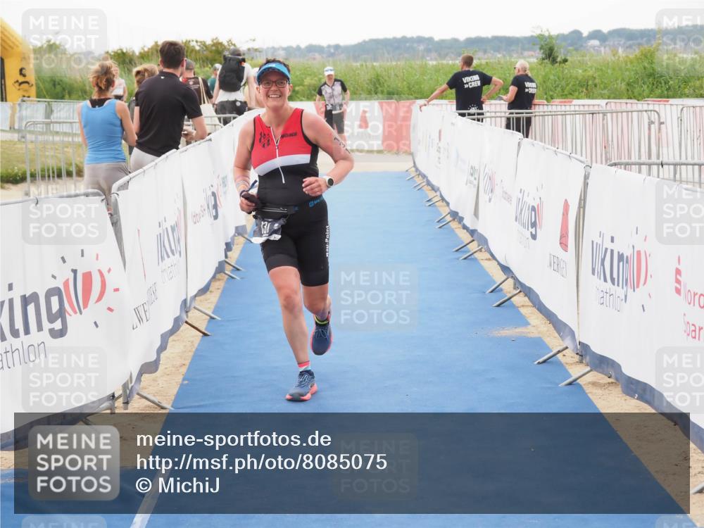 22.06.2025 - Viking Triathlon MichiJ http://msf.ph/oto/8085075 22.06.2025 16:20:25 Ziel 131 meine-sportfotos.de