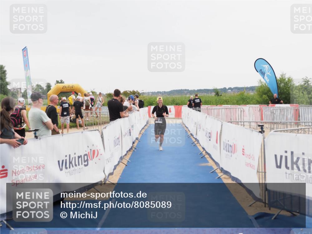 22.06.2025 - Viking Triathlon MichiJ http://msf.ph/oto/8085089 22.06.2025 16:13:14 Ziel 37 meine-sportfotos.de