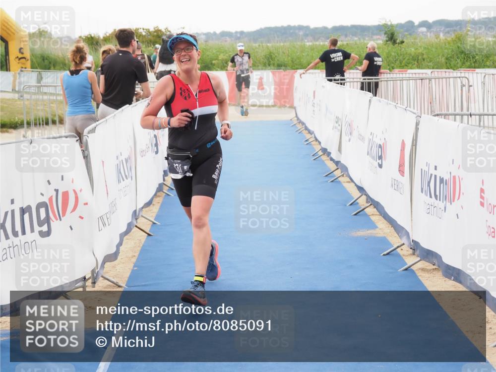 22.06.2025 - Viking Triathlon MichiJ http://msf.ph/oto/8085091 22.06.2025 16:20:26 Ziel 74, 131 meine-sportfotos.de