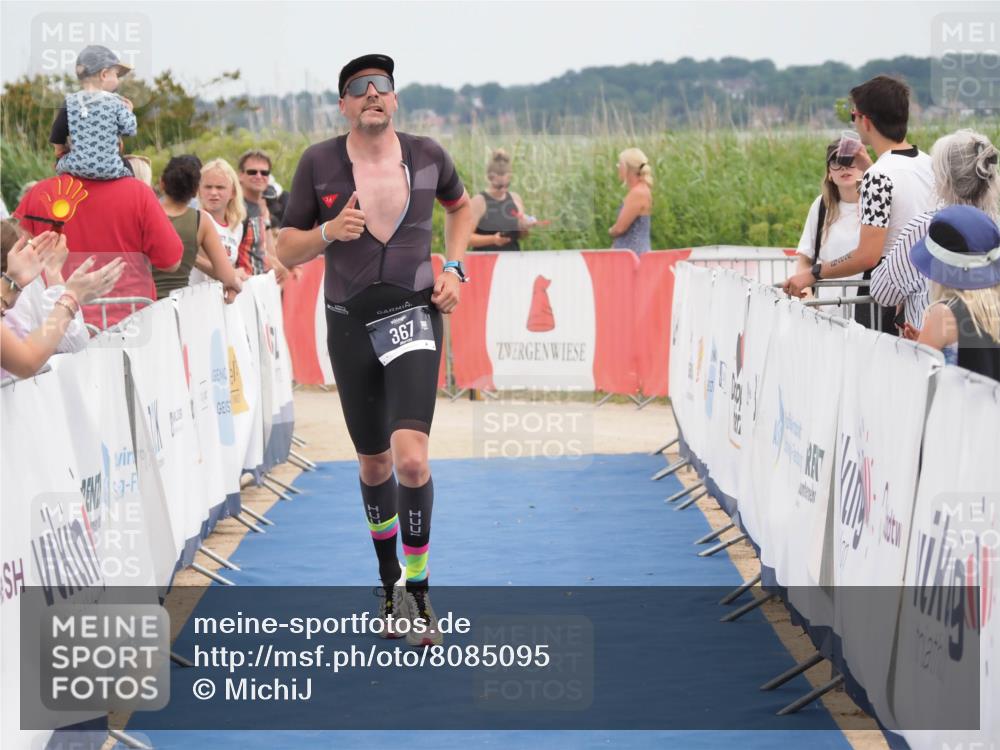 22.06.2025 - Viking Triathlon MichiJ http://msf.ph/oto/8085095 22.06.2025 14:51:37 Ziel 367 meine-sportfotos.de