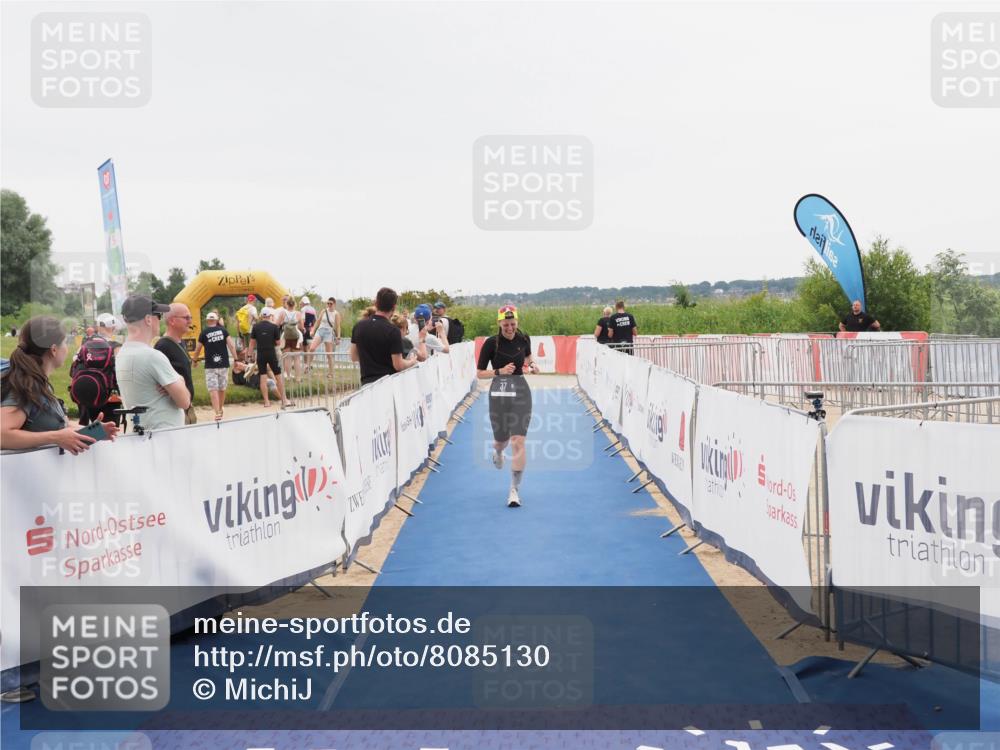 22.06.2025 - Viking Triathlon MichiJ http://msf.ph/oto/8085130 22.06.2025 16:13:15 Ziel 37 meine-sportfotos.de