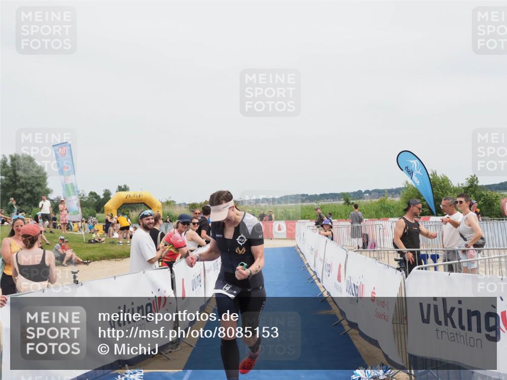 22.06.2025 - Viking Triathlon MichiJ http://msf.ph/oto/8085153 22.06.2025 14:43:36 Ziel 14 meine-sportfotos.de