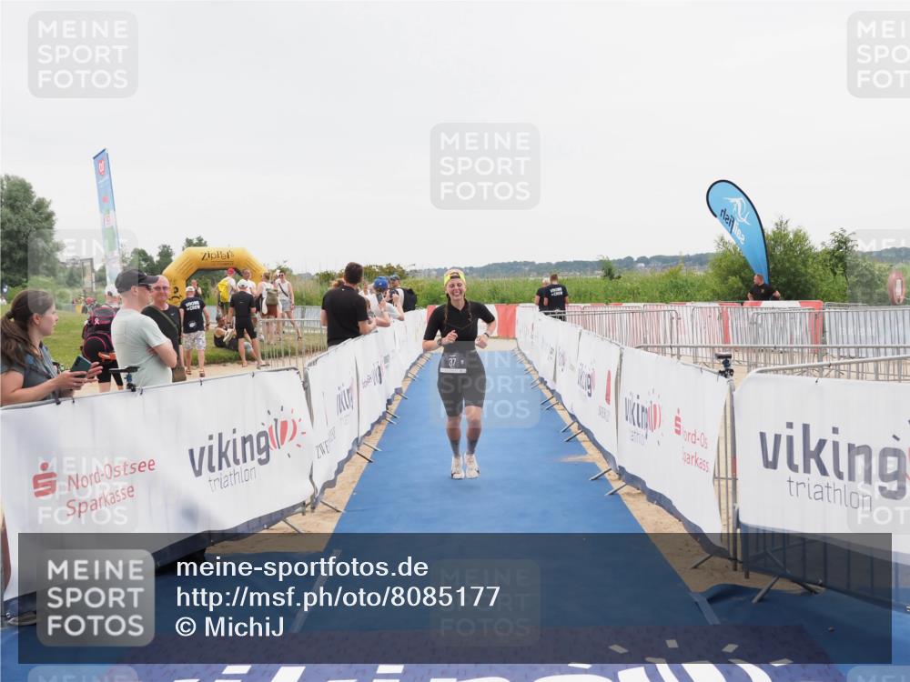 22.06.2025 - Viking Triathlon MichiJ http://msf.ph/oto/8085177 22.06.2025 16:13:15 Ziel 37 meine-sportfotos.de