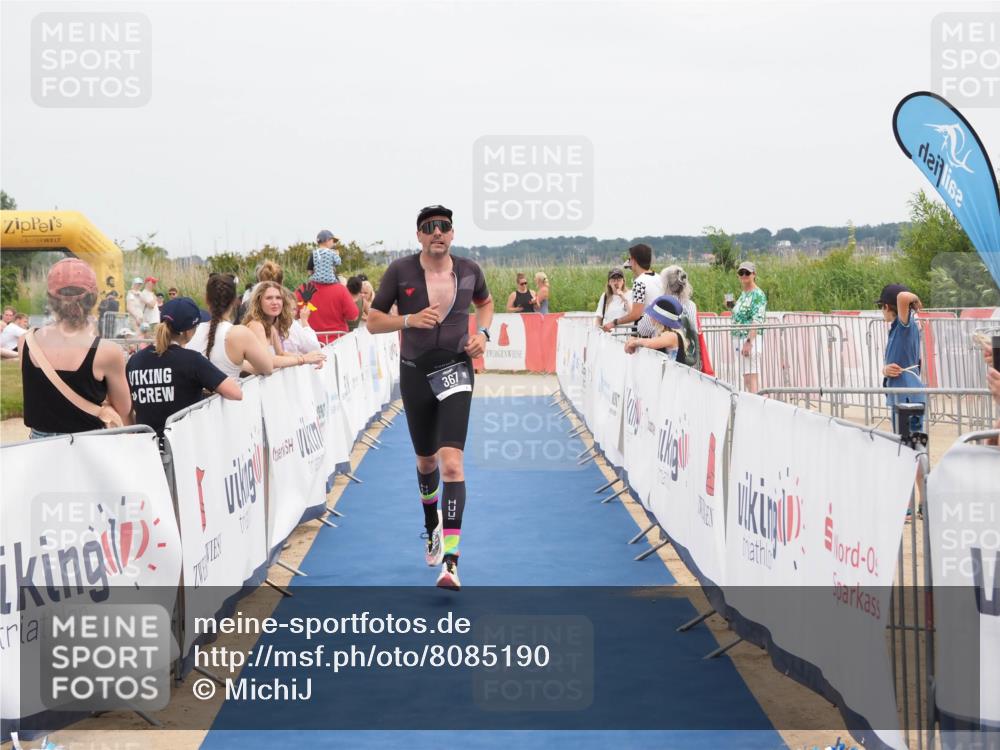 22.06.2025 - Viking Triathlon MichiJ http://msf.ph/oto/8085190 22.06.2025 14:51:39 Ziel 367 meine-sportfotos.de