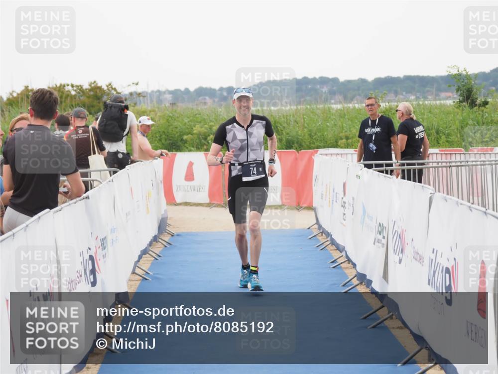 22.06.2025 - Viking Triathlon MichiJ http://msf.ph/oto/8085192 22.06.2025 16:20:30 Ziel 74, 131 meine-sportfotos.de