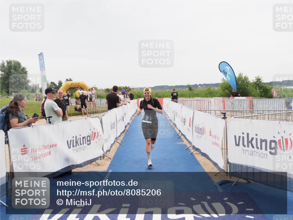 22.06.2025 - Viking Triathlon MichiJ http://msf.ph/oto/8085206 22.06.2025 16:13:16 Ziel 37 meine-sportfotos.de