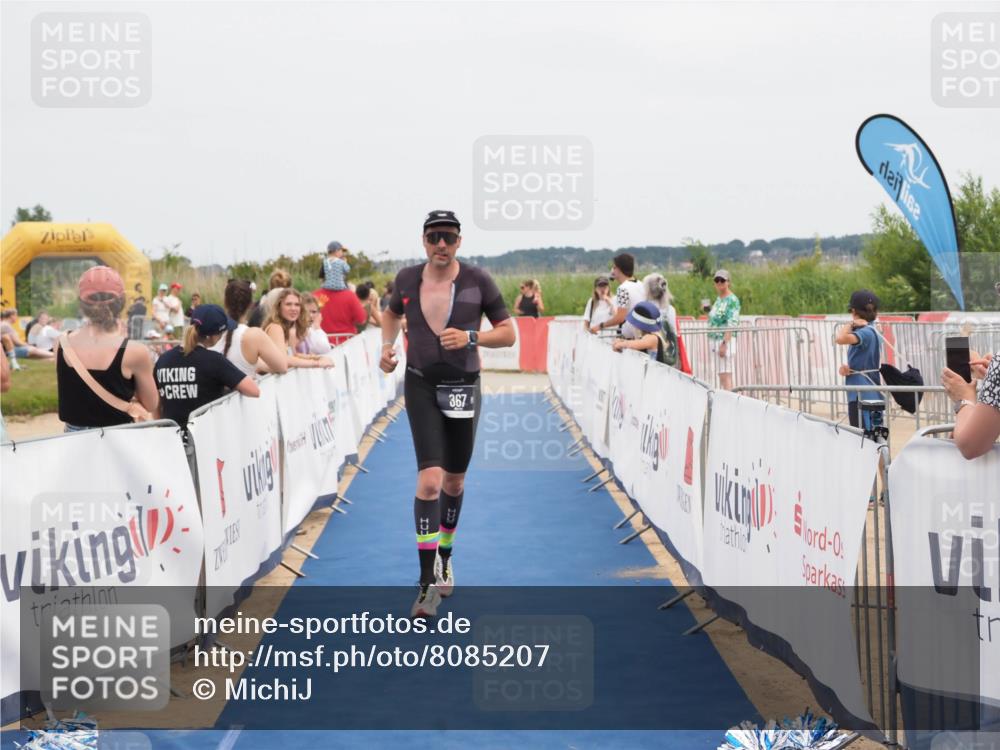 22.06.2025 - Viking Triathlon MichiJ http://msf.ph/oto/8085207 22.06.2025 14:51:39 Ziel 367 meine-sportfotos.de