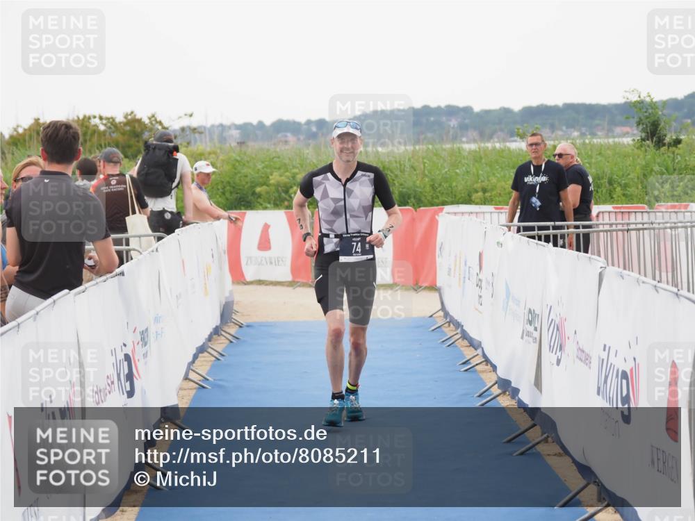 22.06.2025 - Viking Triathlon MichiJ http://msf.ph/oto/8085211 22.06.2025 16:20:30 Ziel 74, 131 meine-sportfotos.de