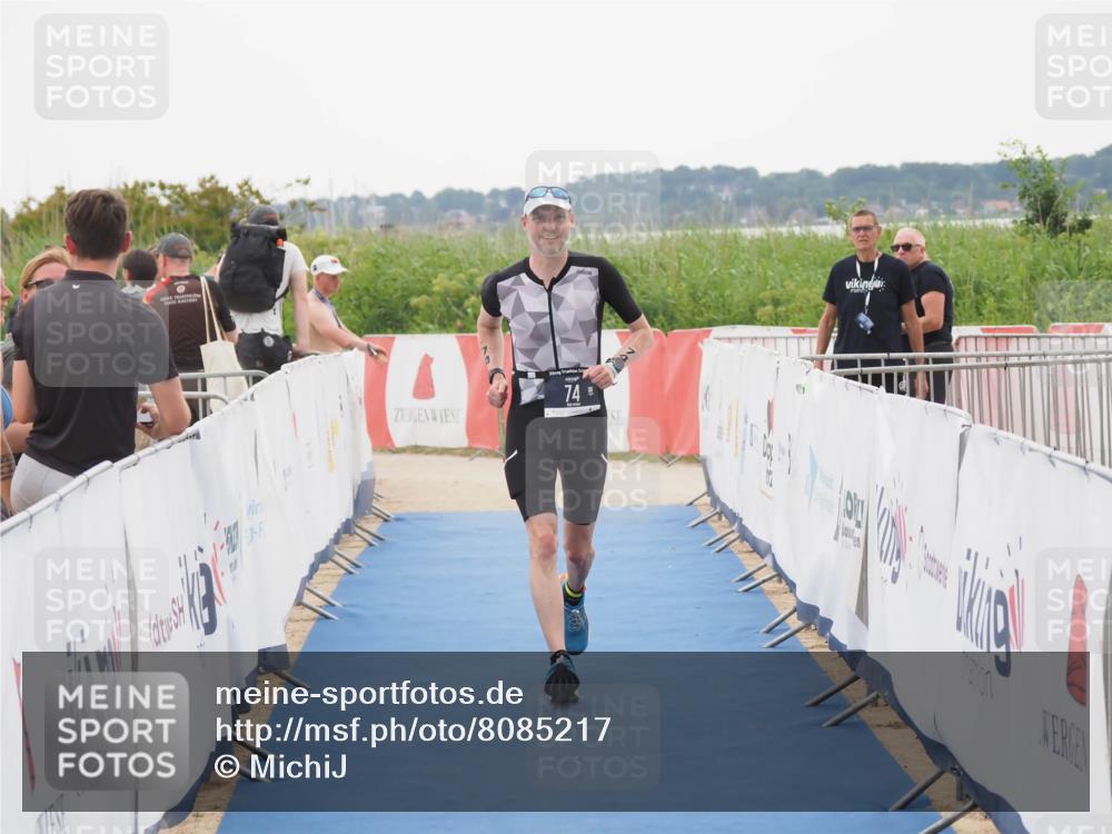22.06.2025 - Viking Triathlon MichiJ http://msf.ph/oto/8085217 22.06.2025 16:20:30 Ziel 74, 131 meine-sportfotos.de