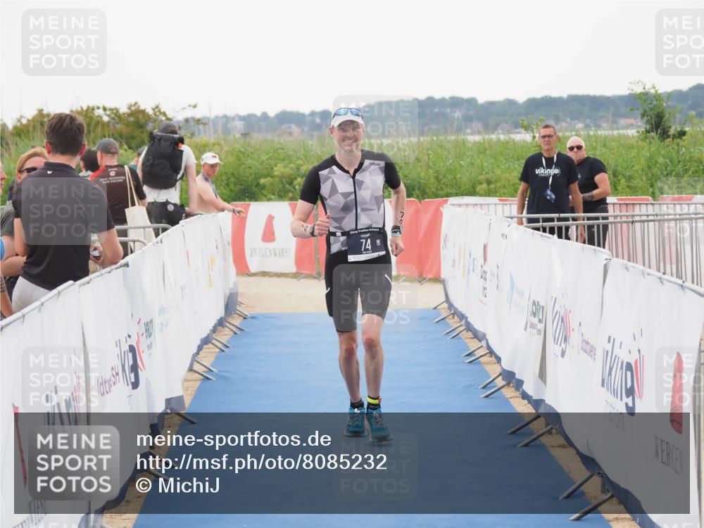22.06.2025 - Viking Triathlon MichiJ http://msf.ph/oto/8085232 22.06.2025 16:20:30 Ziel 74, 131 meine-sportfotos.de