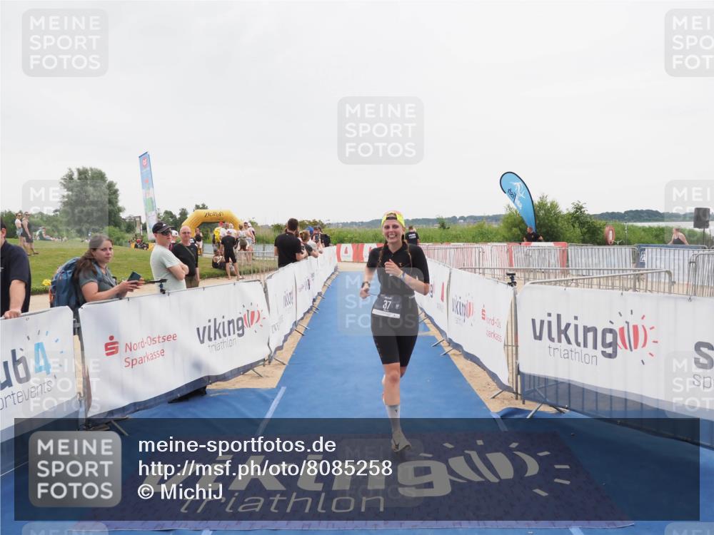 22.06.2025 - Viking Triathlon MichiJ http://msf.ph/oto/8085258 22.06.2025 16:13:17 Ziel 37 meine-sportfotos.de