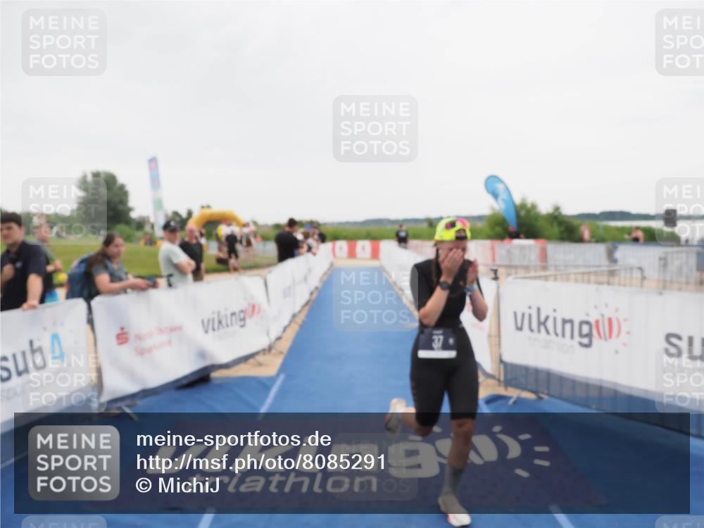 22.06.2025 - Viking Triathlon MichiJ http://msf.ph/oto/8085291 22.06.2025 16:13:17 Ziel 37 meine-sportfotos.de