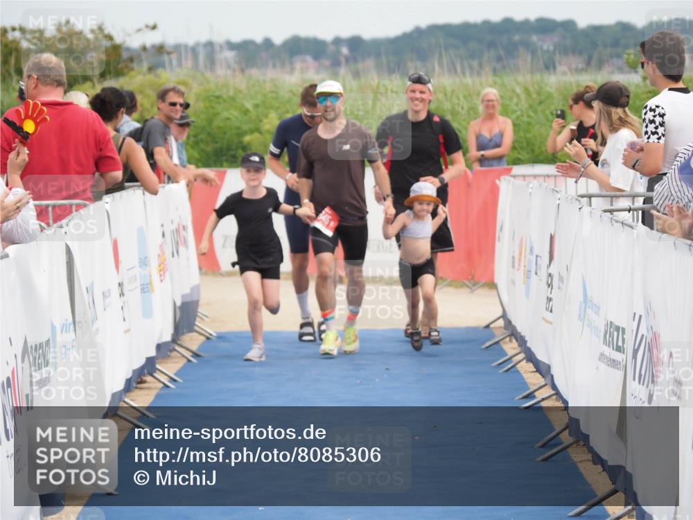 22.06.2025 - Viking Triathlon MichiJ http://msf.ph/oto/8085306 22.06.2025 14:52:09 Ziel 645 meine-sportfotos.de