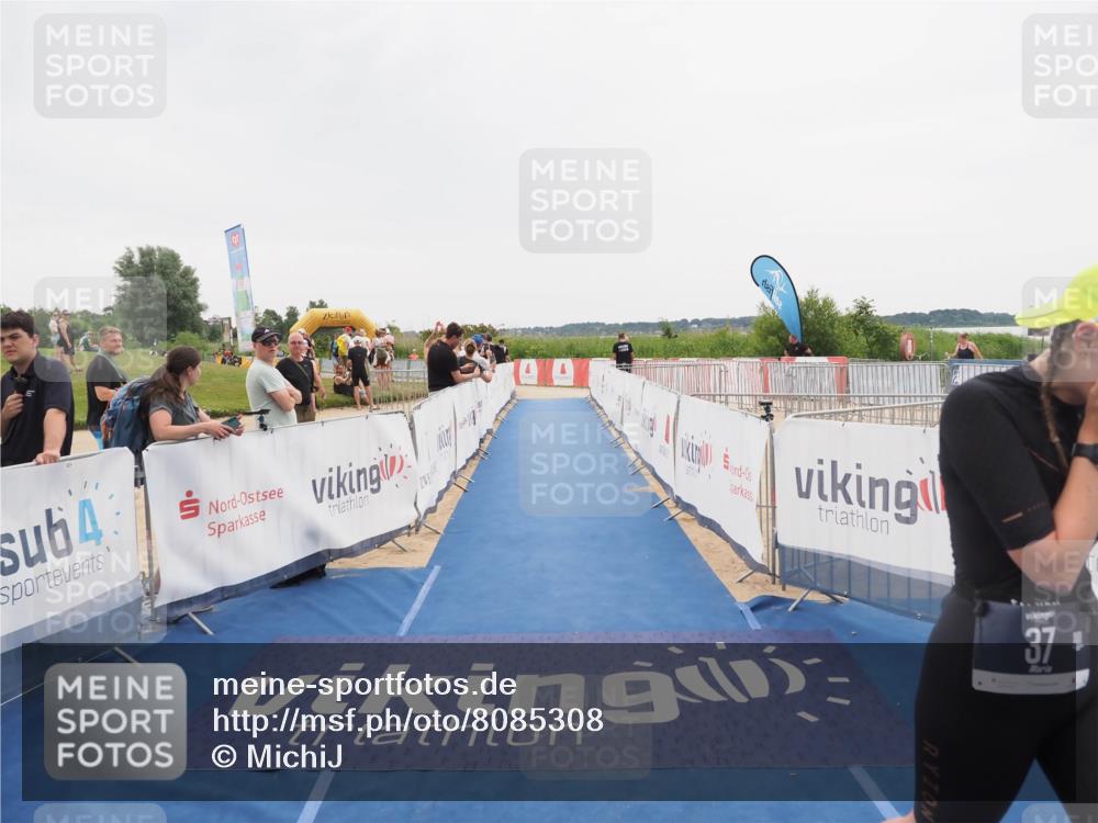 22.06.2025 - Viking Triathlon MichiJ http://msf.ph/oto/8085308 22.06.2025 16:13:18 Ziel 37 meine-sportfotos.de