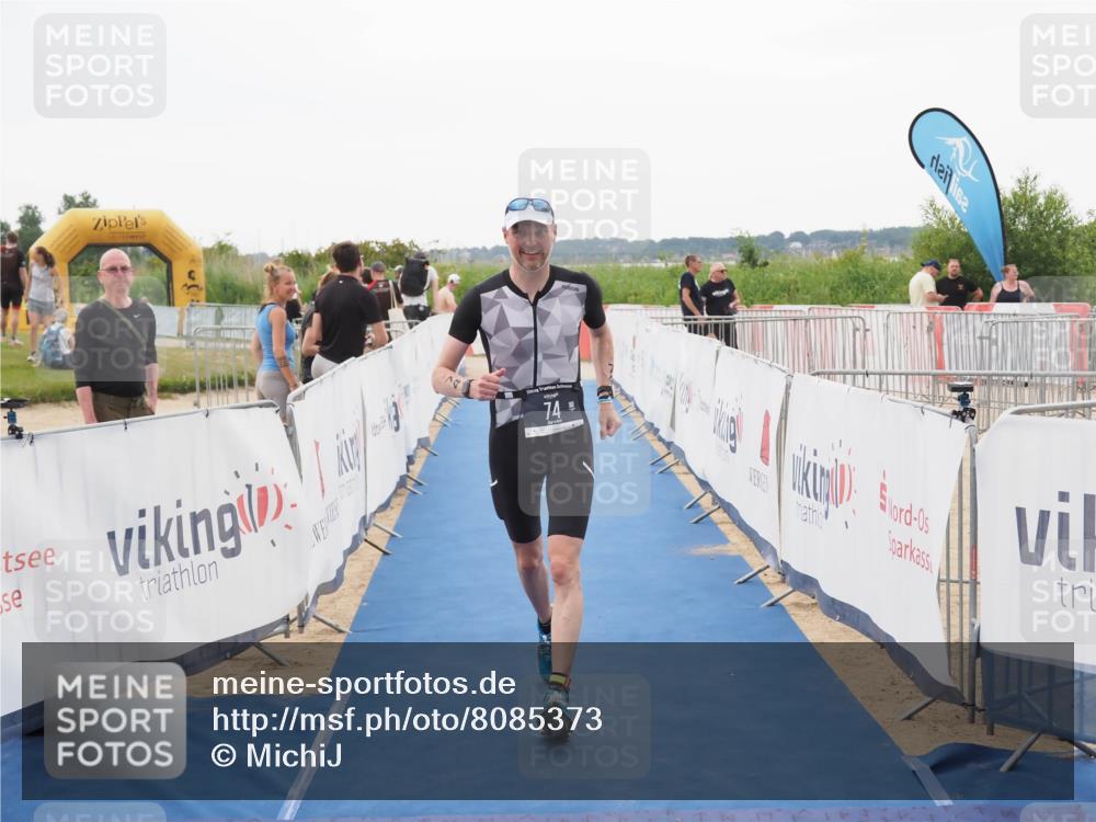 22.06.2025 - Viking Triathlon MichiJ http://msf.ph/oto/8085373 22.06.2025 16:20:33 Ziel 74 meine-sportfotos.de