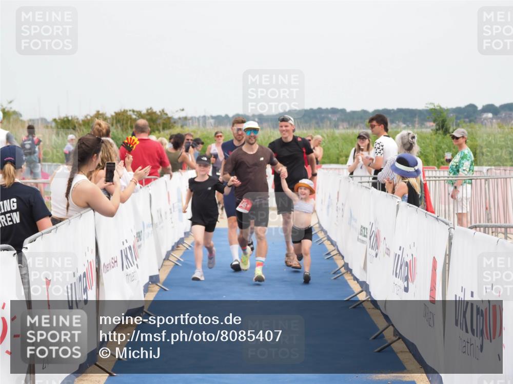 22.06.2025 - Viking Triathlon MichiJ http://msf.ph/oto/8085407 22.06.2025 14:52:12 Ziel 420, 645 meine-sportfotos.de