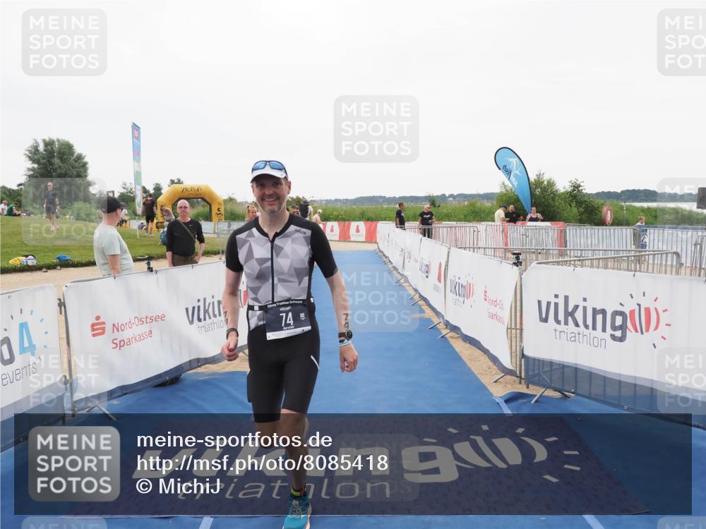 22.06.2025 - Viking Triathlon MichiJ http://msf.ph/oto/8085418 22.06.2025 16:20:34 Ziel 74 meine-sportfotos.de