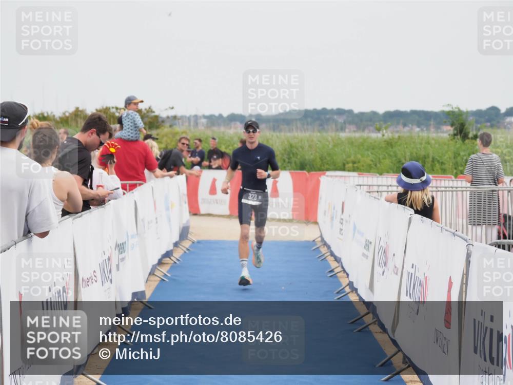 22.06.2025 - Viking Triathlon MichiJ http://msf.ph/oto/8085426 22.06.2025 14:45:36 Ziel 323 meine-sportfotos.de