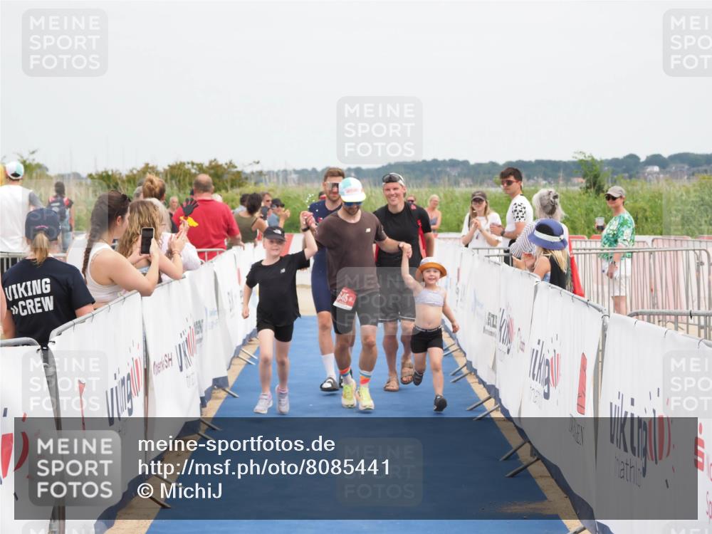 22.06.2025 - Viking Triathlon MichiJ http://msf.ph/oto/8085441 22.06.2025 14:52:12 Ziel 420, 645 meine-sportfotos.de